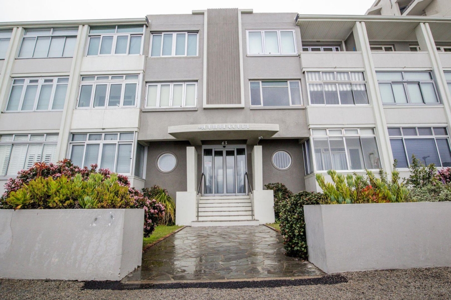 1 Bedroom Property for Sale in Mouille Point Western Cape